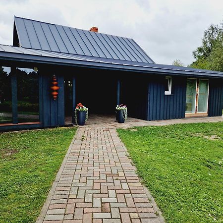 Guest House Podnieki Ventspils Kültér fotó