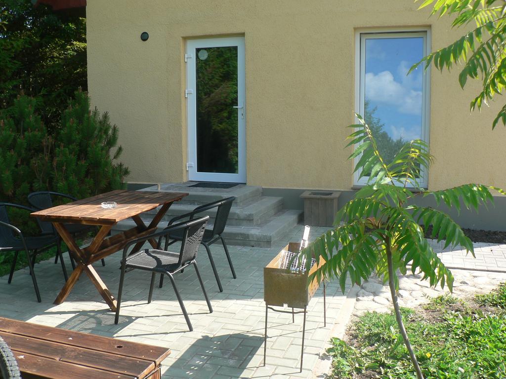 Guest House Podnieki Ventspils Kültér fotó