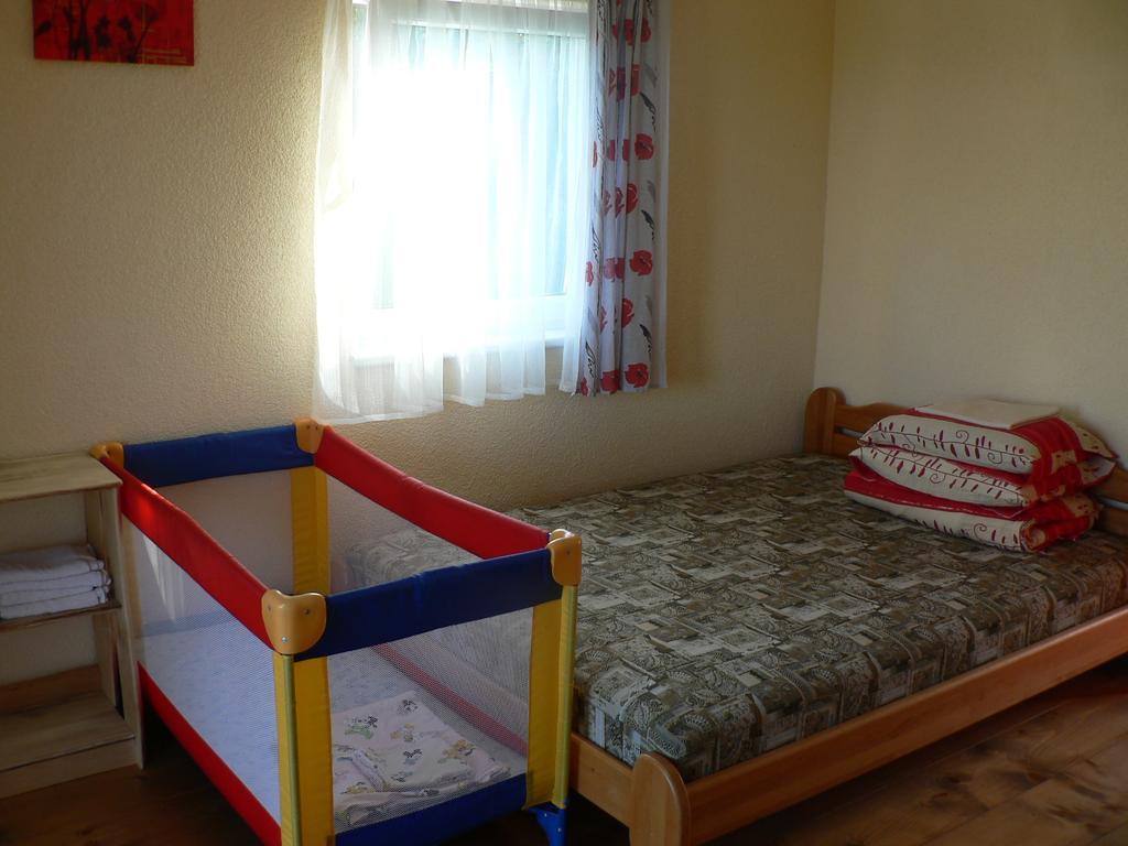 Guest House Podnieki Ventspils Szoba fotó